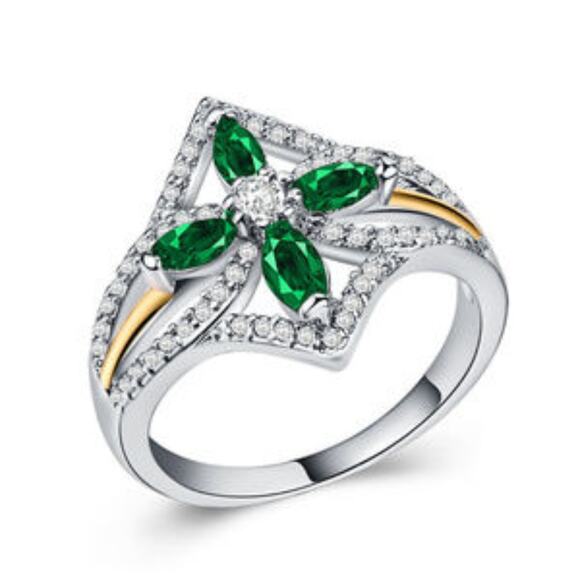 Ring Simulated Emeralds Diamonds Sz 8 Clover Blossom Fleur Brilliant Sparkle - Picture 3 of 13